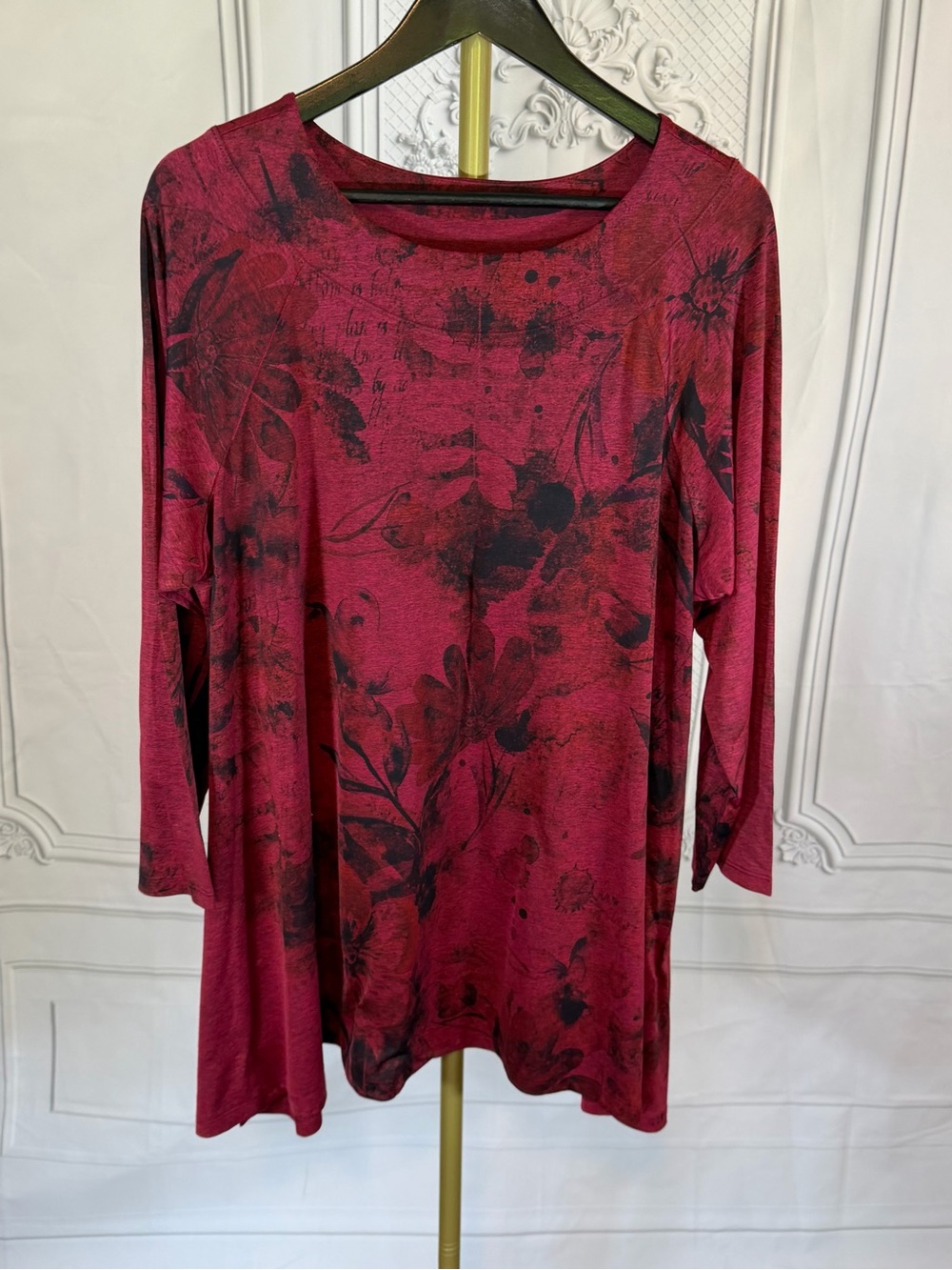 Jess & Jane Women’s Size 1X Burgundy Floral Print Tunic Top Made in USA Boho